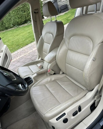 Skoda Superb cena 30000 przebieg: 326000, rok produkcji 2011 z Warszawa małe 277